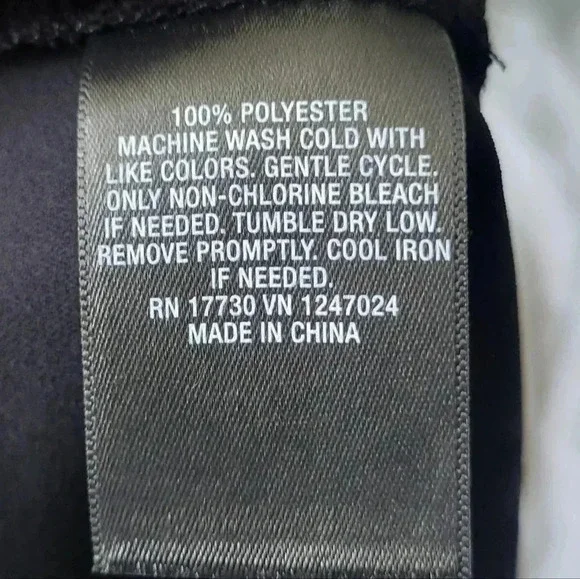 Size SM, MOSSIMO Black Drop Waist Chiffon Top, Ruffle Bottom, Ruffle Cap Sleeves - Picture 3 of 12